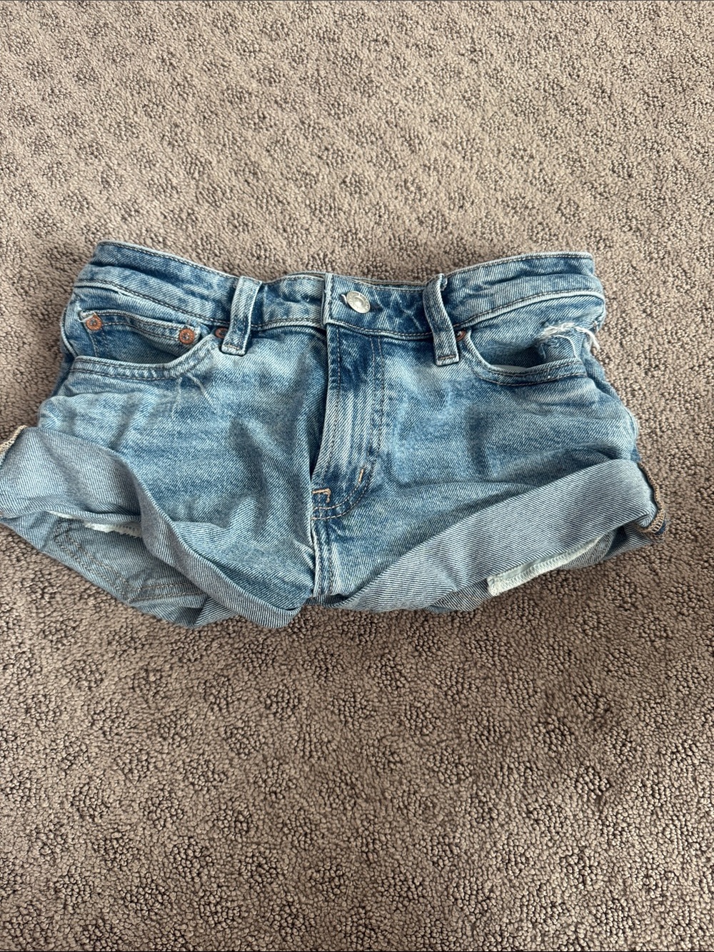 American Eagle Outfitters Light Wash Rolled Cuff Denim Shorts